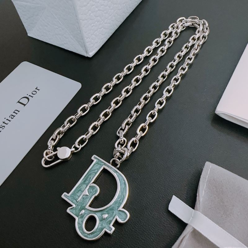 chr1st1an D10r necklaces